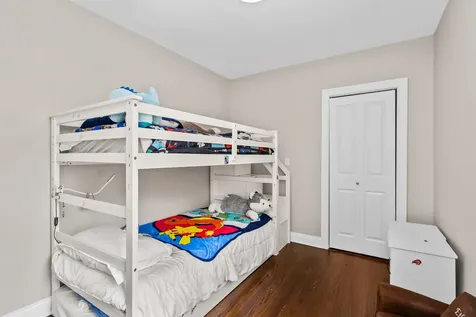 5654 West Cornelia Avenue Chicago IL 60634