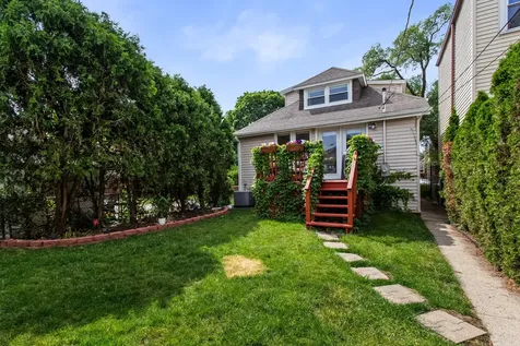 5654 West Cornelia Avenue Chicago IL 60634
