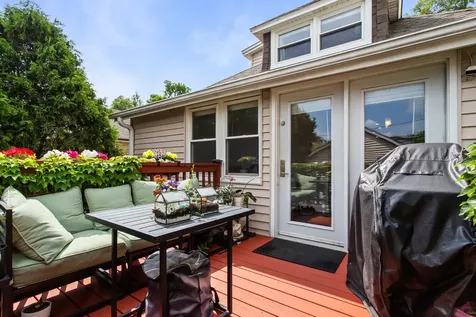 5654 West Cornelia Avenue Chicago IL 60634