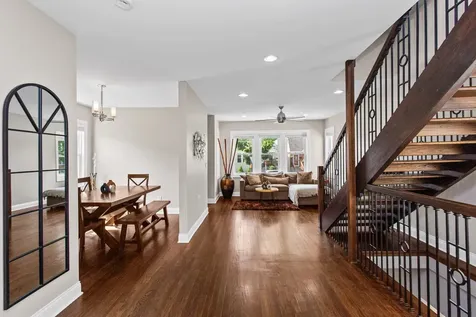 5654 West Cornelia Avenue Chicago IL 60634
