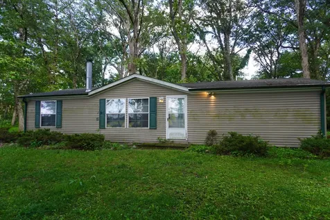 16405 East 3500n Road Momence IL 60954