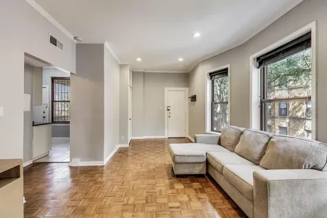 749 West California Terrace Chicago IL 60657