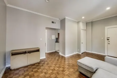749 West California Terrace Chicago IL 60657