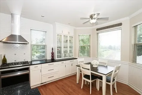 768 Saint Johns Place Addison IL 60101