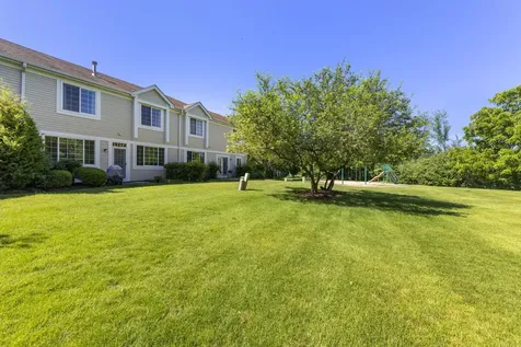 32102 Millard Circle Warrenville IL 60555