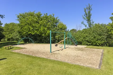 32102 Millard Circle Warrenville IL 60555