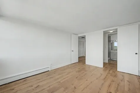 5740 North Sheridan Road Chicago IL 60660