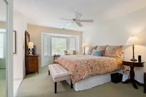 753 West Dickens Avenue Chicago IL 60614