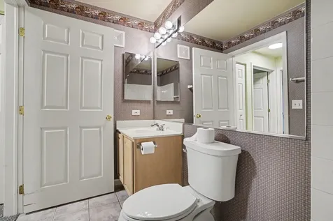 2071 Avalon Court Northbrook IL 60062