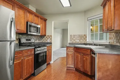 2071 Avalon Court Northbrook IL 60062