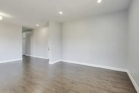313 East 60th Street Chicago IL 60637
