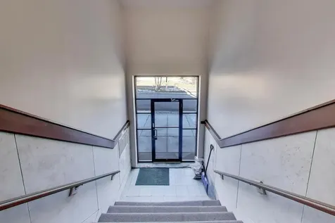 313 East 60th Street Chicago IL 60637