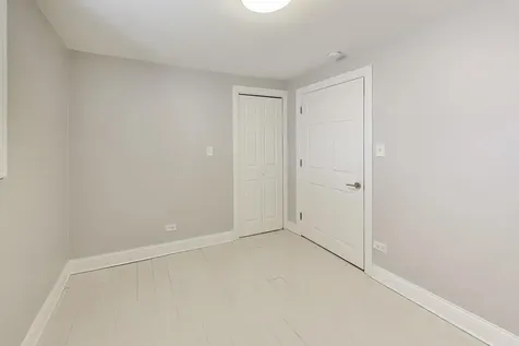 313 East 60th Street Chicago IL 60637
