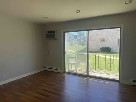 1321 North Baldwin Court Palatine IL 60074