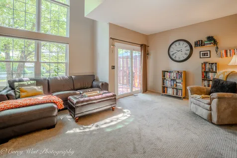 163 North Barton Trail Batavia IL 60510