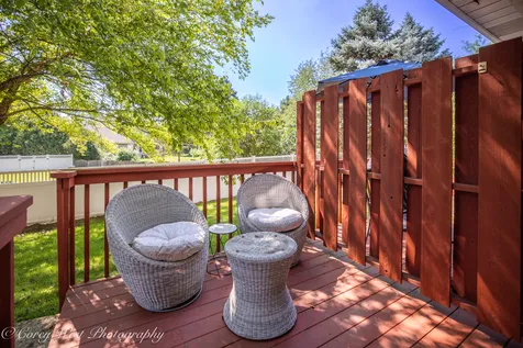 163 North Barton Trail Batavia IL 60510