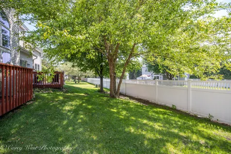 163 North Barton Trail Batavia IL 60510