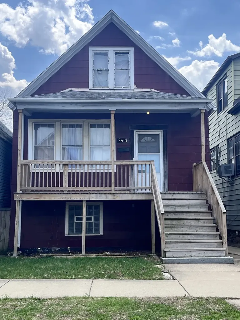 2913 East 97th Street Chicago IL 60617