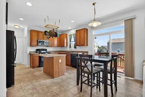 1541 Bristol Drive Hampshire IL 60140