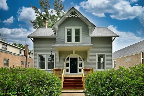 6424 Sinclair Avenue Berwyn IL 60402
