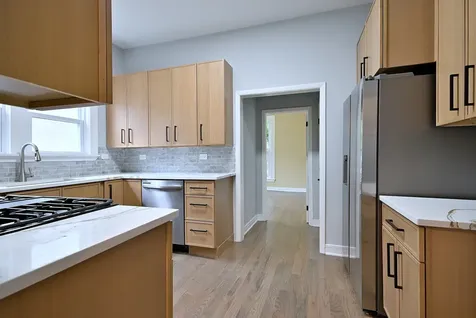 6424 Sinclair Avenue Berwyn IL 60402