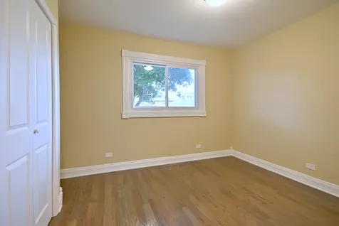 6424 Sinclair Avenue Berwyn IL 60402