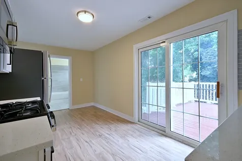 6424 Sinclair Avenue Berwyn IL 60402