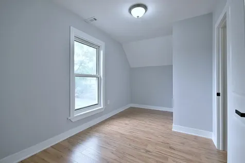 6424 Sinclair Avenue Berwyn IL 60402