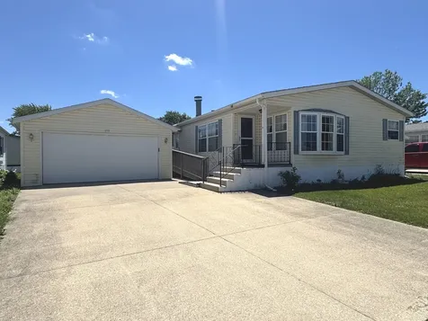 155 Scarlet Drive Manteno IL 60950