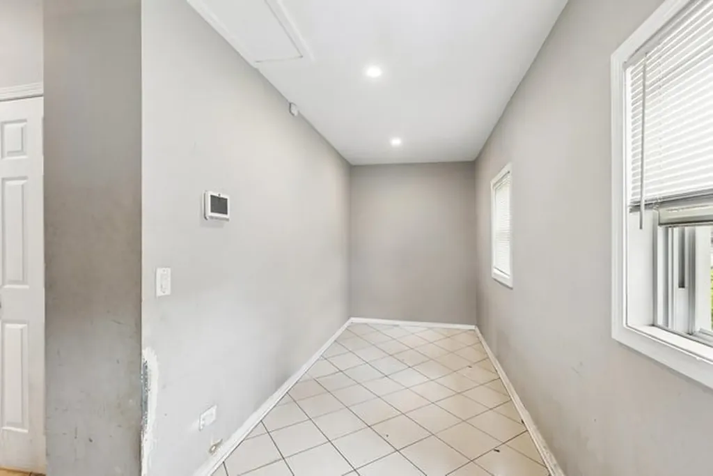 7942 South Laflin Street Chicago IL 60620