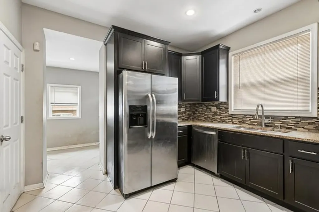 7942 South Laflin Street Chicago IL 60620