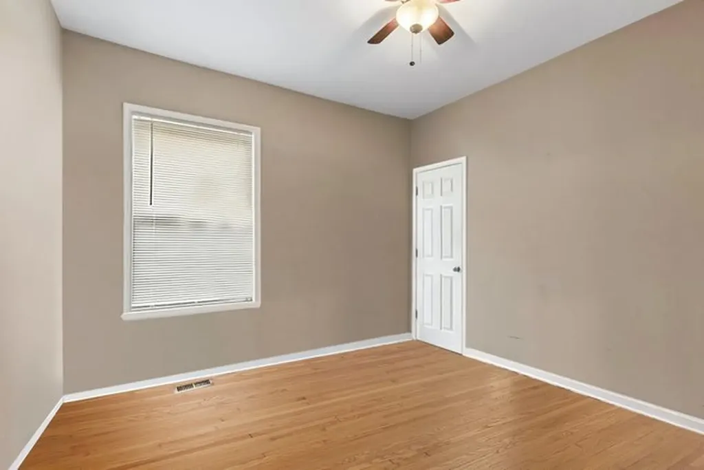 7942 South Laflin Street Chicago IL 60620
