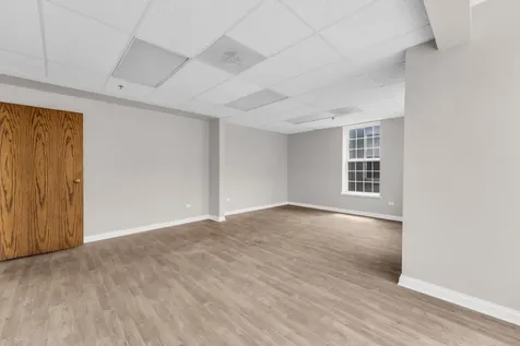 214 Main Street Woodstock IL 60098