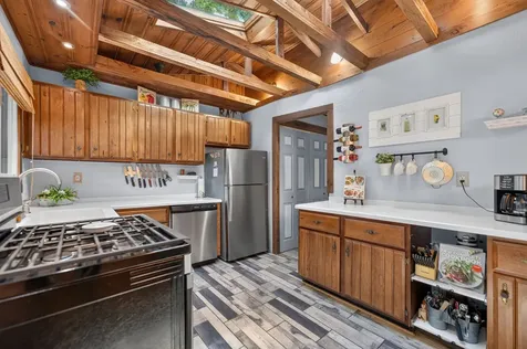 1009 Stratford Circle Streamwood IL 60107