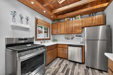 1009 Stratford Circle Streamwood IL 60107