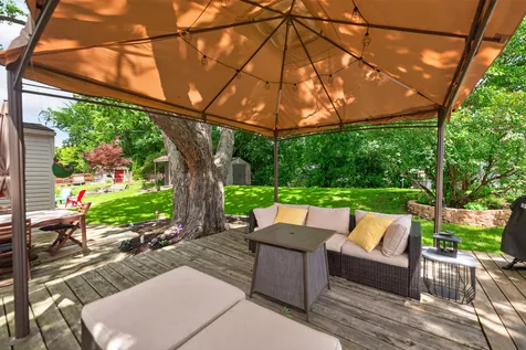 1009 Stratford Circle Streamwood IL 60107