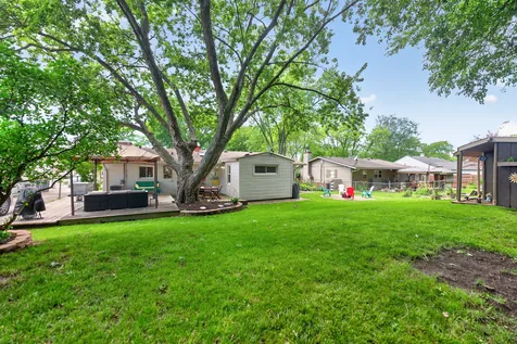 1009 Stratford Circle Streamwood IL 60107