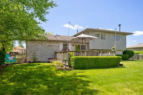 19609 South Old Coach Trail Frankfort IL 60423