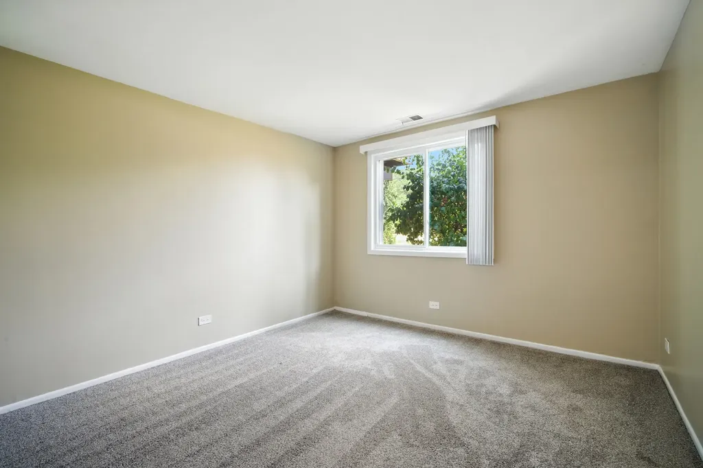 2600 Brookwood Way Drive Rolling Meadows IL 60008