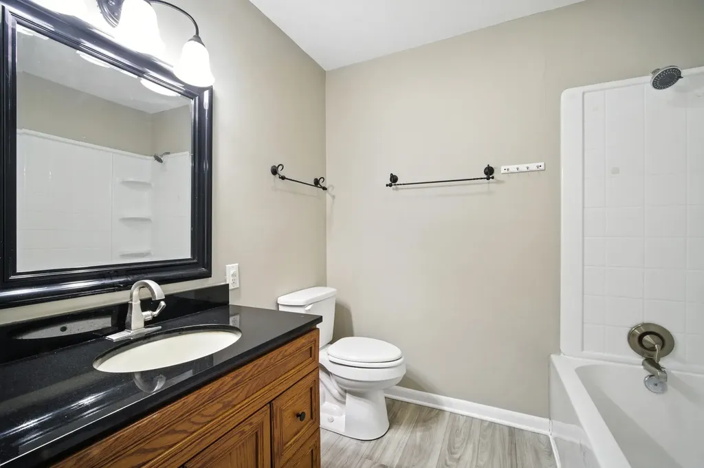 2600 Brookwood Way Drive Rolling Meadows IL 60008