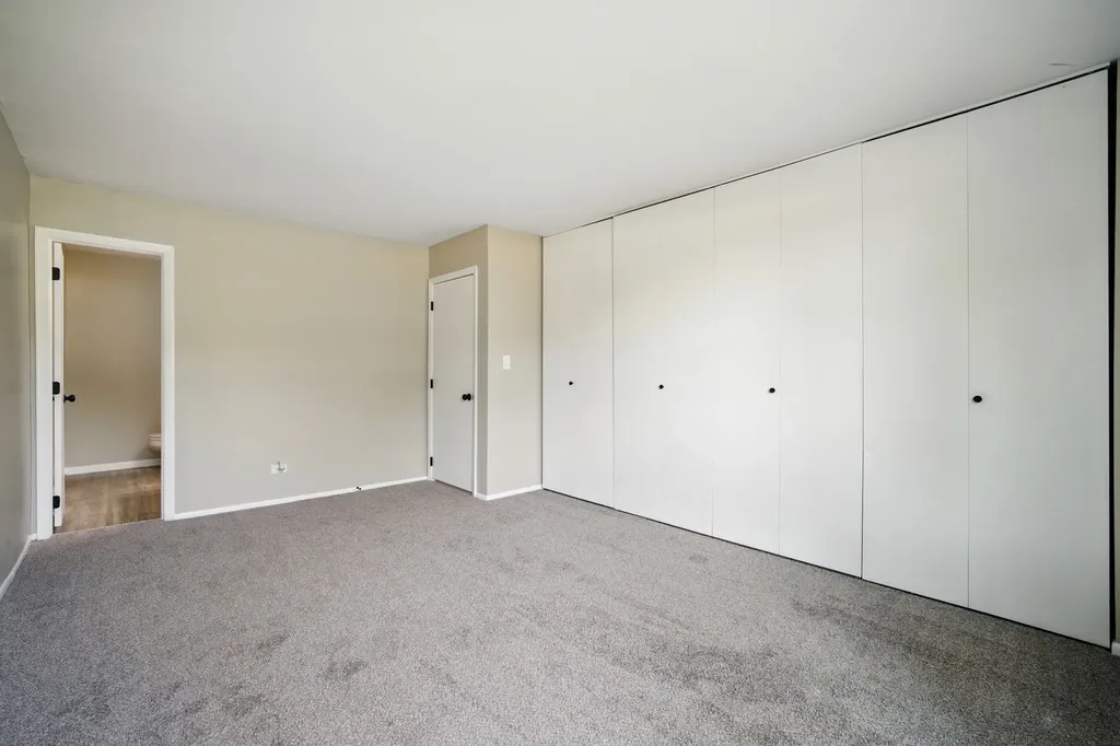 2600 Brookwood Way Drive Rolling Meadows IL 60008