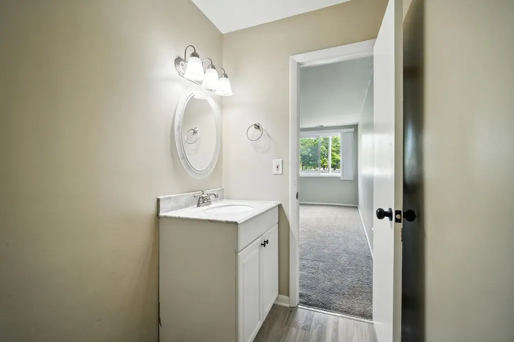 2600 Brookwood Way Drive Rolling Meadows IL 60008