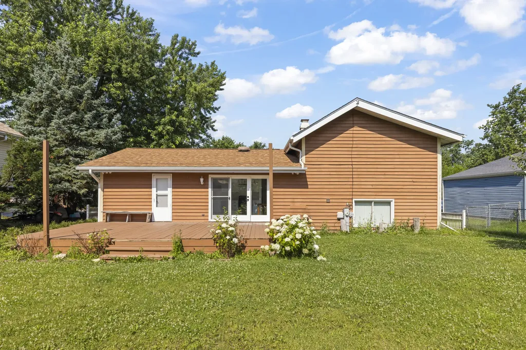 219 Kedvale Court Bolingbrook IL 60440