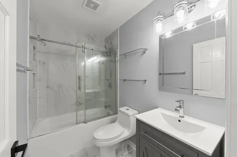 219 Kedvale Court Bolingbrook IL 60440