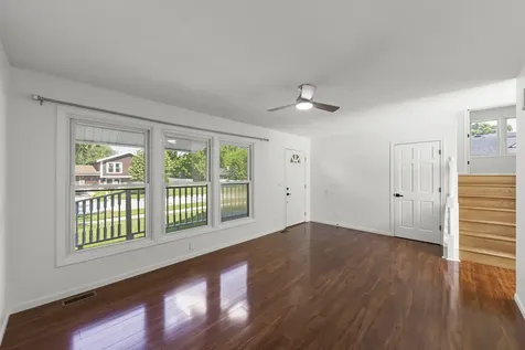 219 Kedvale Court Bolingbrook IL 60440
