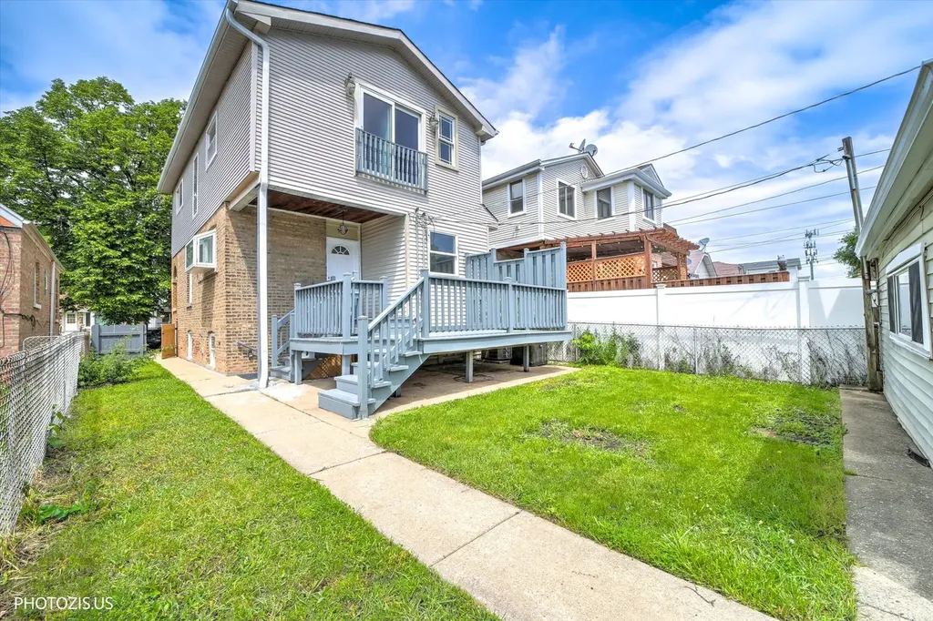 3515 North Oriole Avenue Chicago IL 60634