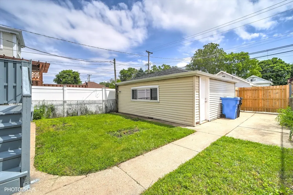3515 North Oriole Avenue Chicago IL 60634