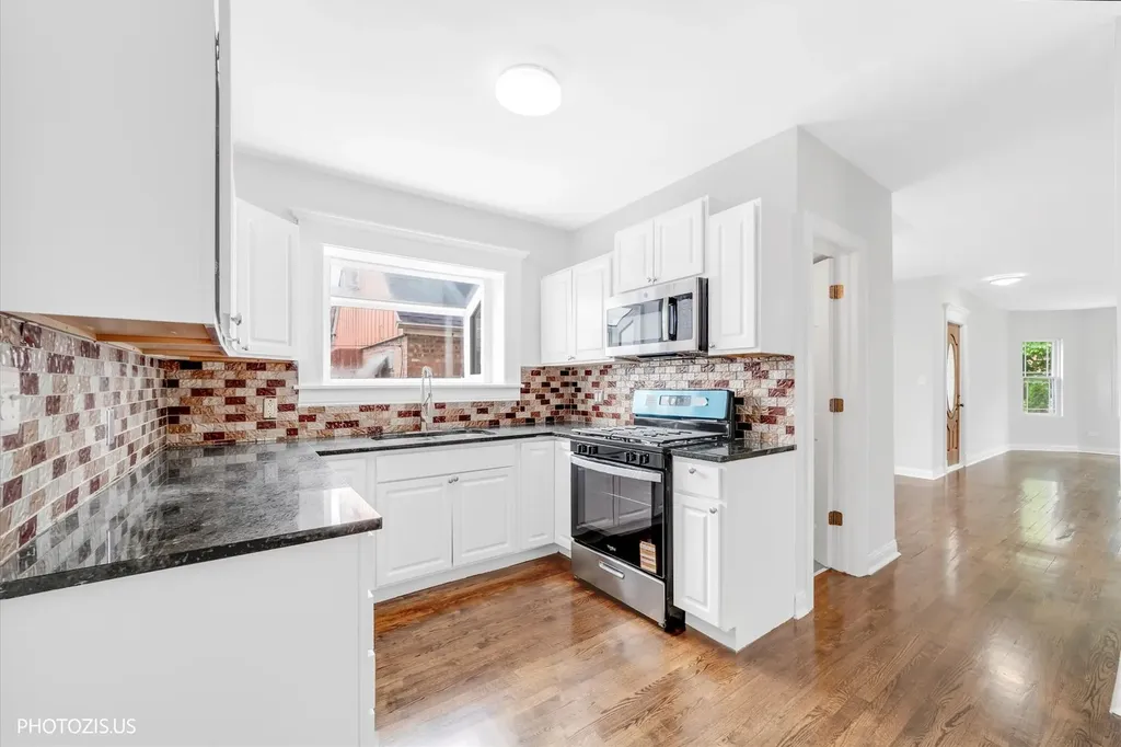3515 North Oriole Avenue Chicago IL 60634