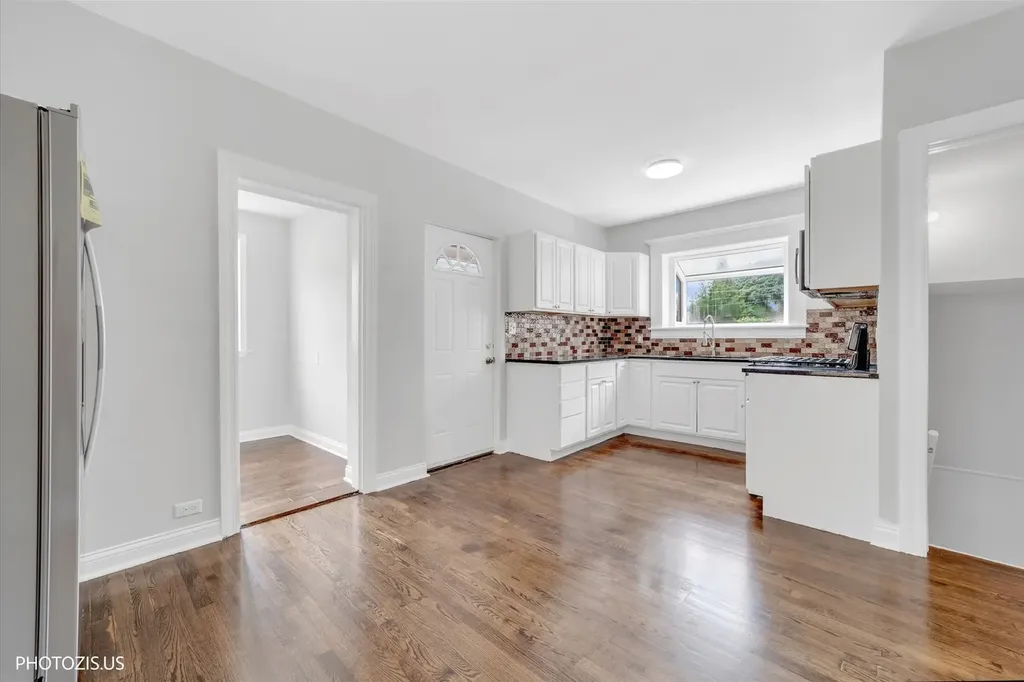 3515 North Oriole Avenue Chicago IL 60634