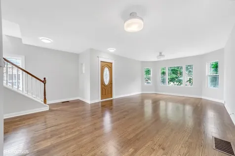 3515 North Oriole Avenue Chicago IL 60634